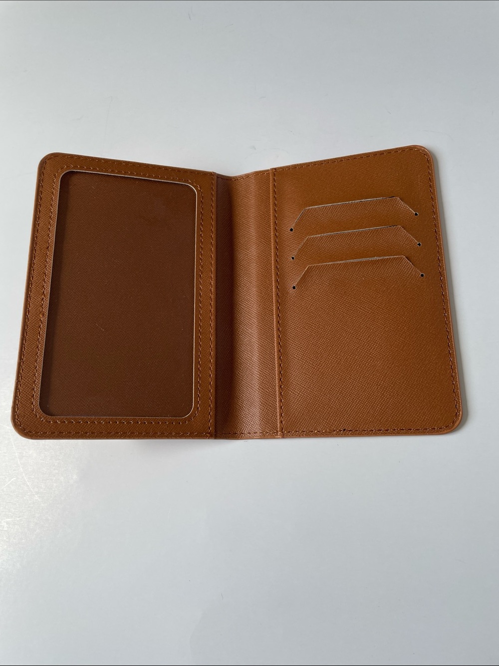 NWOT Mrs Passport Cover in Brown with Gold Foil. - Picture 3 of 3